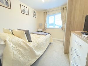 SPRINGFIELD MEADOWS- click for photo gallery